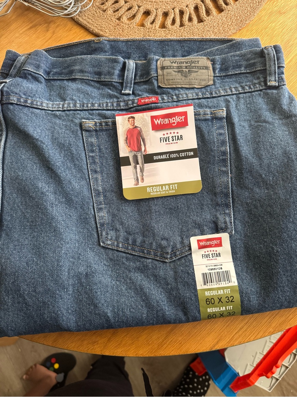Wrangler Men’s Relaxed Fit Blue Jeans